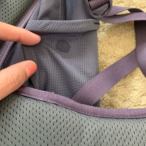 REI women’s trail 40 backpack. ON HOLD 24 hours - Picture 5 of 8